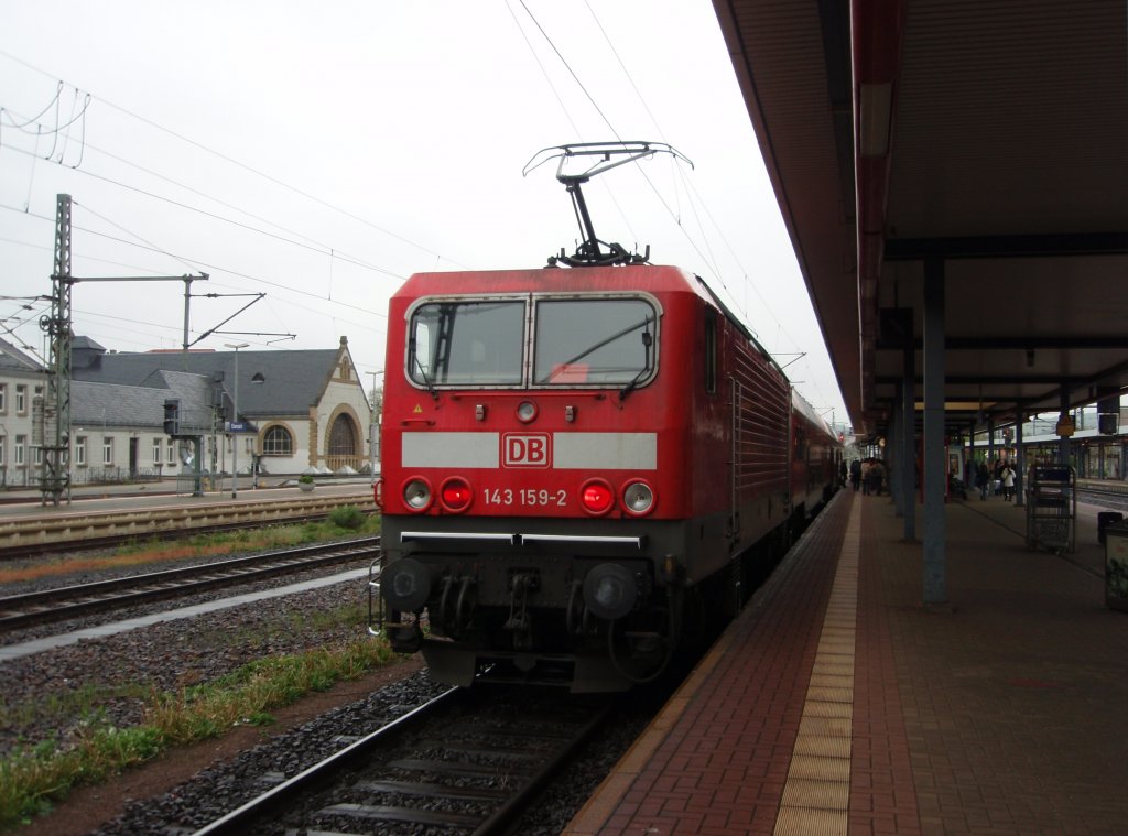 143 159 als RB 20 nach Halle (Saale) Hbf in Eisenach. 15.05.2010