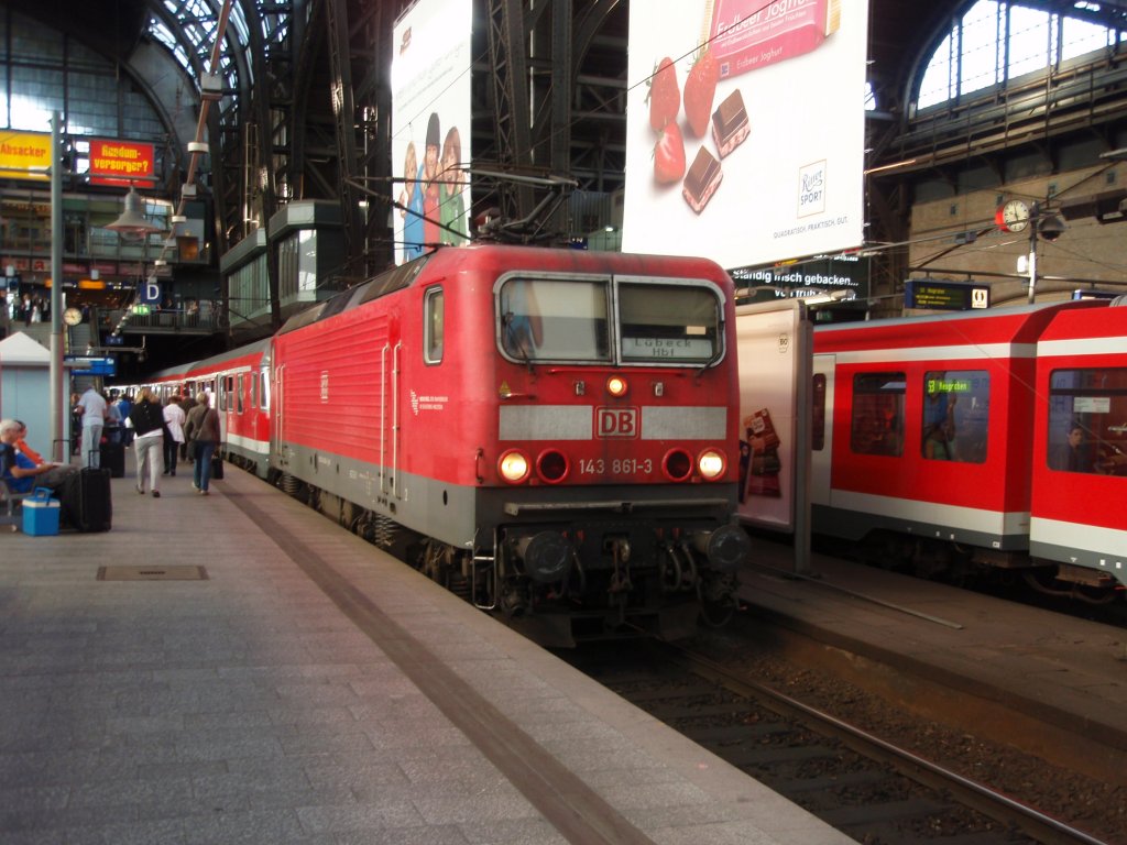 143 861 als RE nach Lbeck Hbf in Hamburg Hbf. 13.08.2009