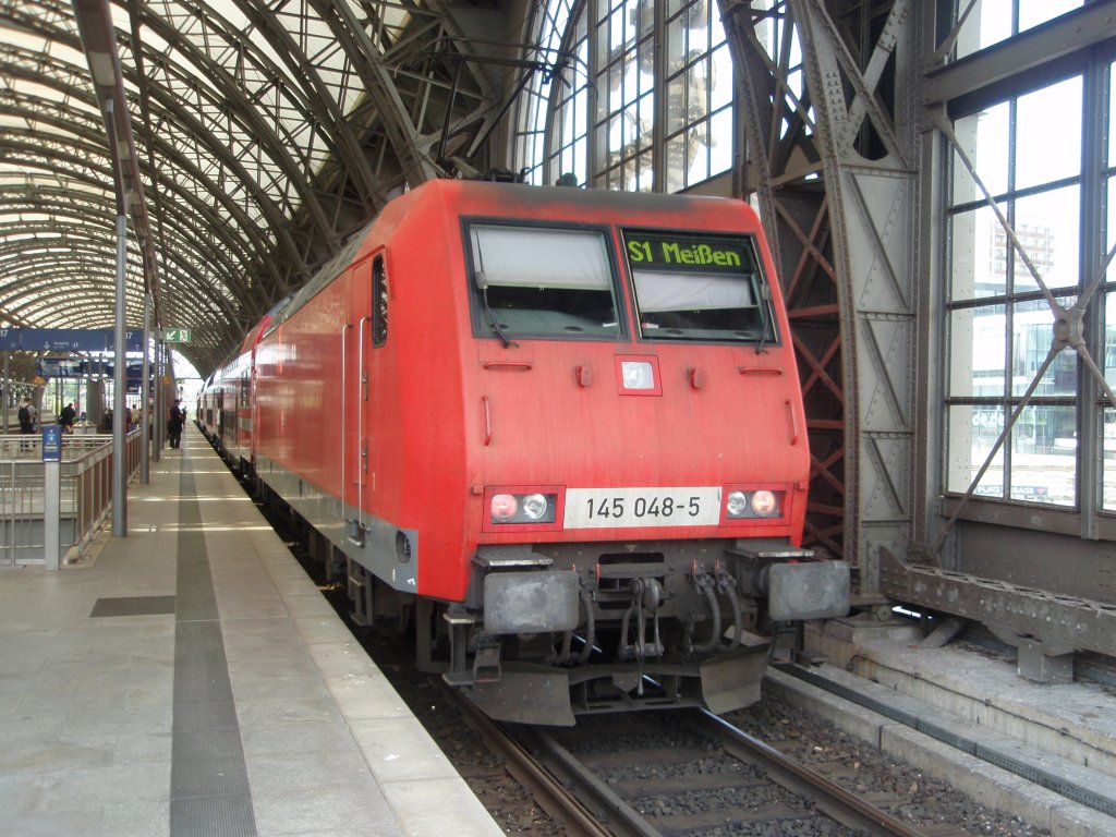 145 048 als S 1 Schna - Meien in Dresden Hbf. 24.06.2011