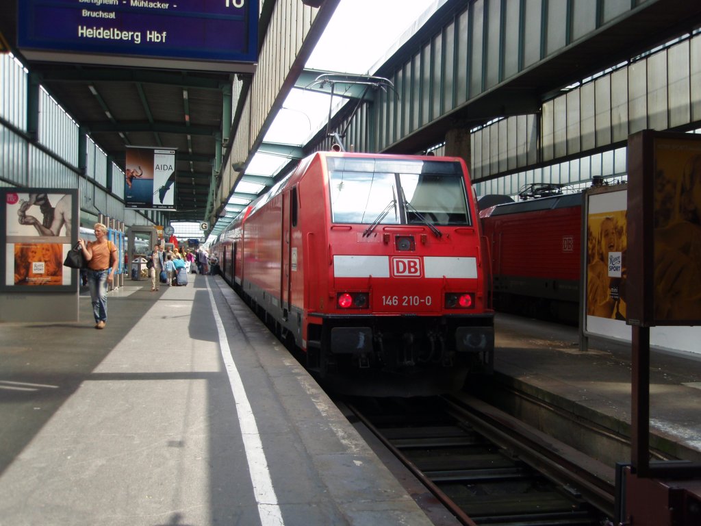 146 210 als RE nach Heidelberg Hbf in Stuttgart Hbf. 08.08.2010