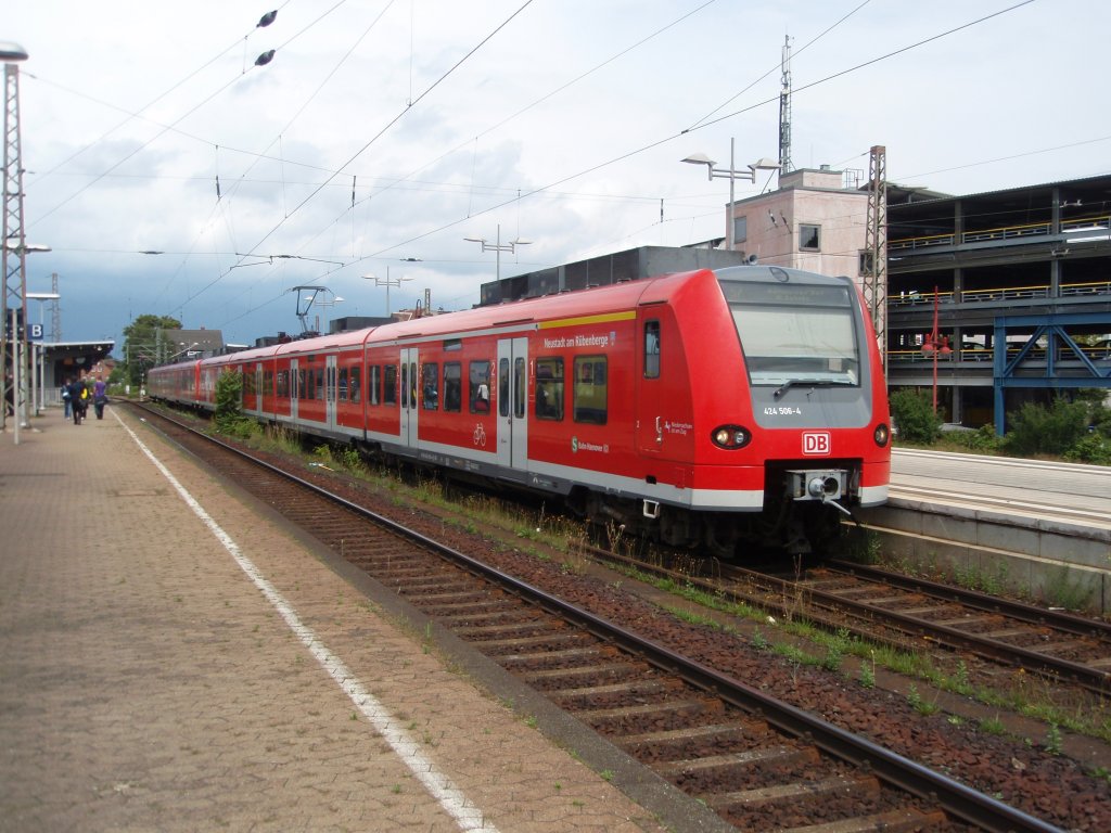 424 506 als S 7 nach Hannover Hbf in Celle. 11.07.2009