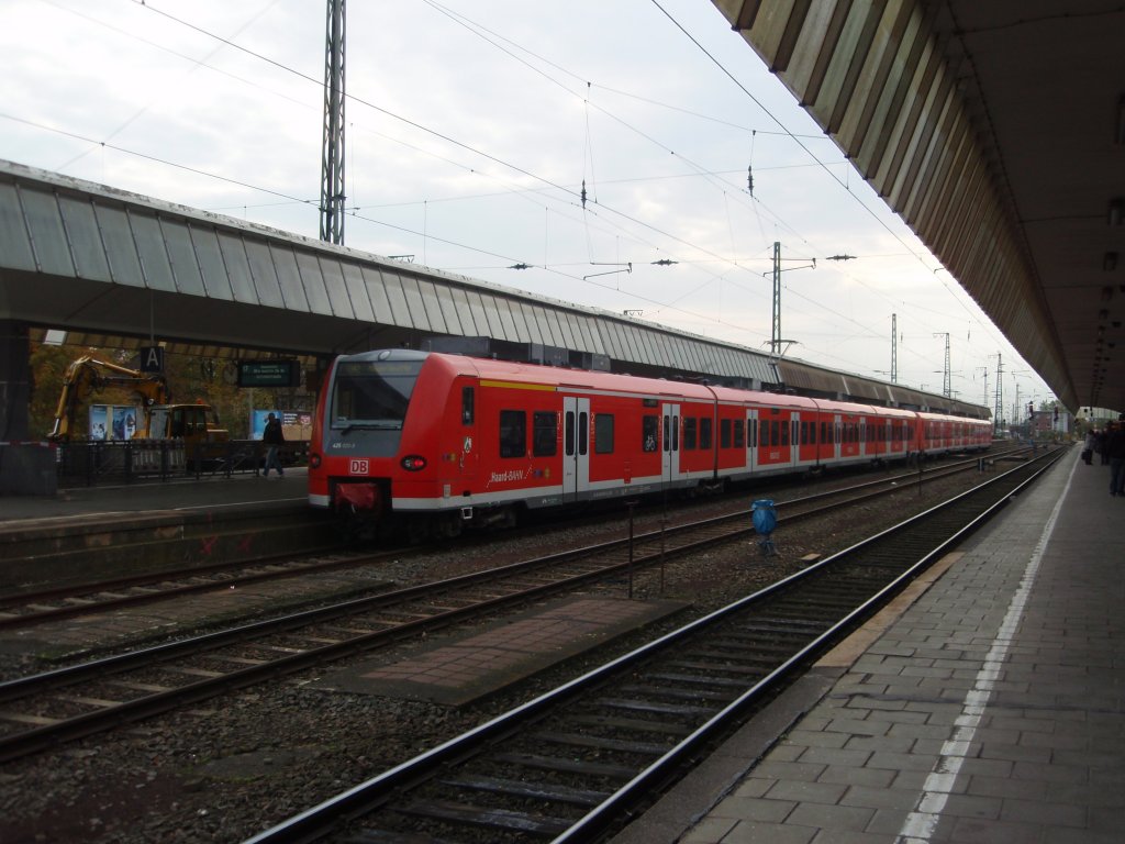 425 020 als RB 42 nach Essen Hbf in Mnster (Westf.) Hbf. 30.10.2010