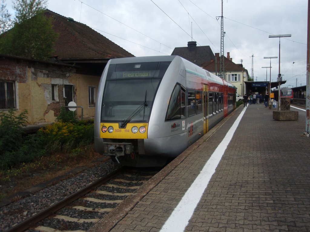 508 114 als HLB nach Friedrichsdorf in Friedberg (Hess). 05.09.2009
