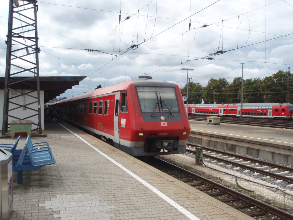 611 038 als RE nach Neustadt (Schwarz.) in Ulm Hbf. 15.08.2010