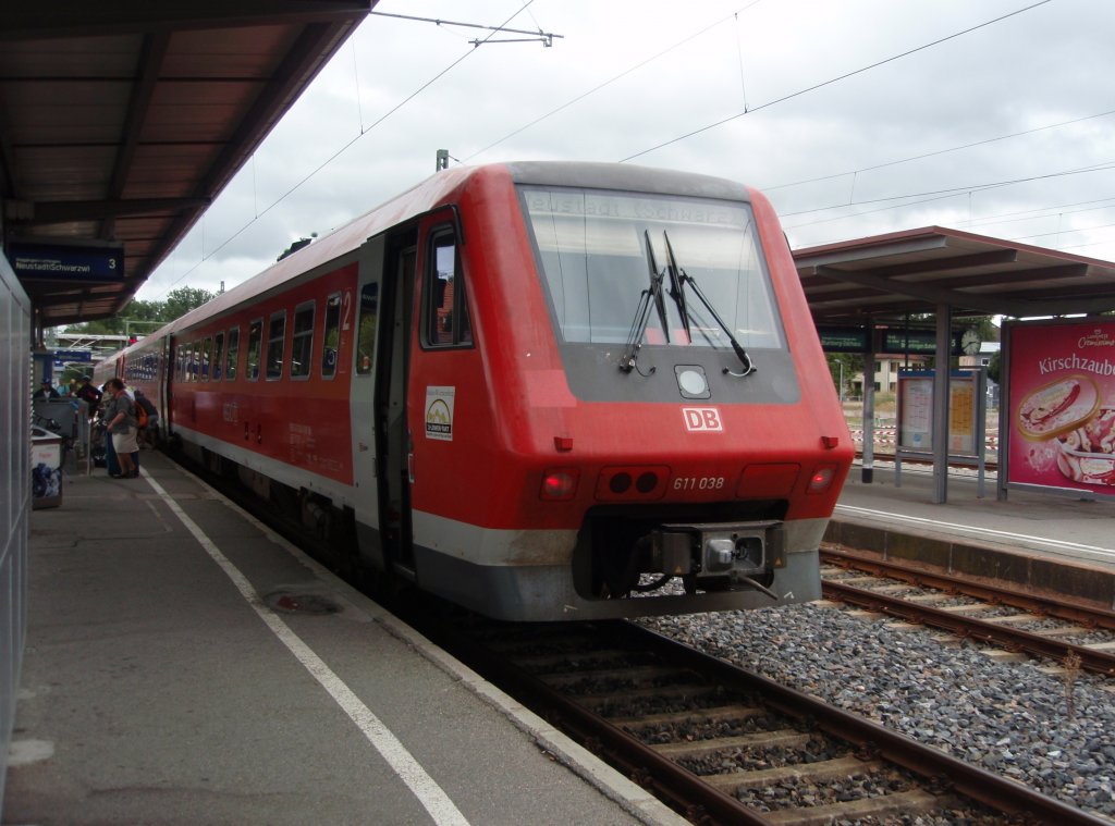 611 038 als RE Ulm Hbf - Neustadt (Schwarz.) in Donaueschingen. 15.08.2010