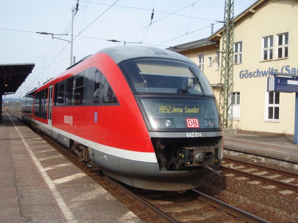 642 014 als RB 52 Pneck unt. Bahnhof - Jena-Saalbahnhof in Jena-Gschwitz. 12.03.2011