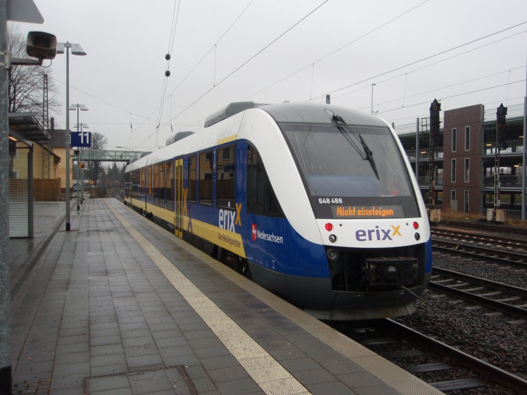 648 488 der Erixx Verkehrsgesellschaft als ERX aus Hannover Hbf in Buchholz (Nordheide). 18.02.2012