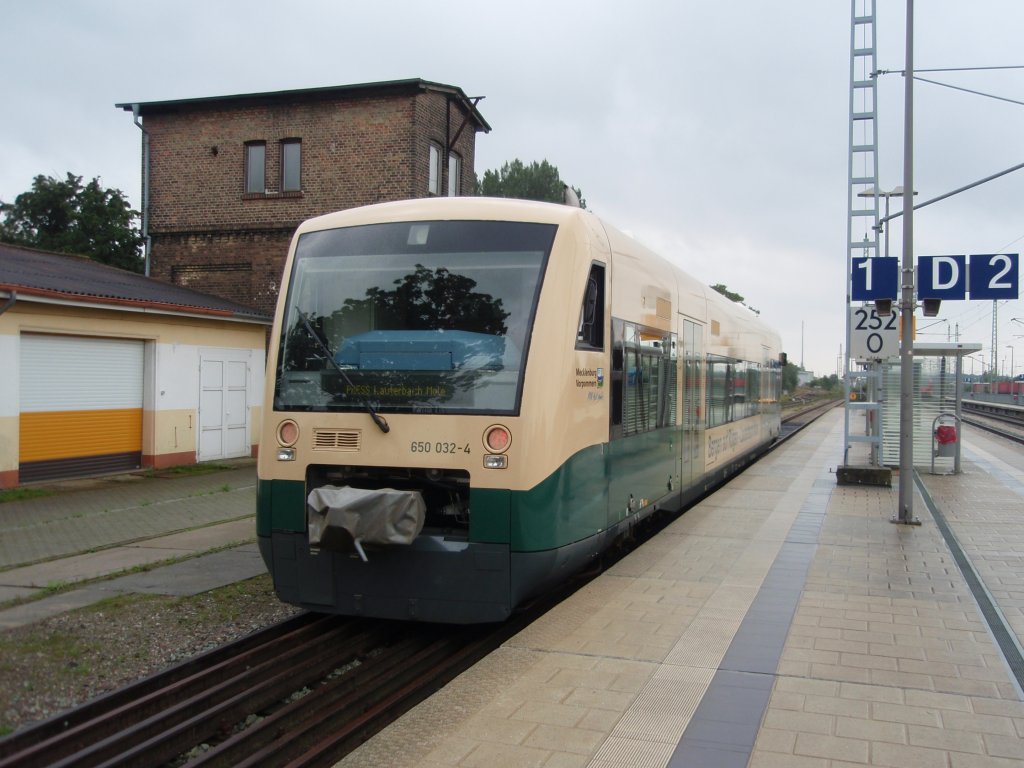 650 032 der Pressnitztalbahn als PRE nach Lauterbach Mole in Bergen auf Rgen. 19.08.2011
