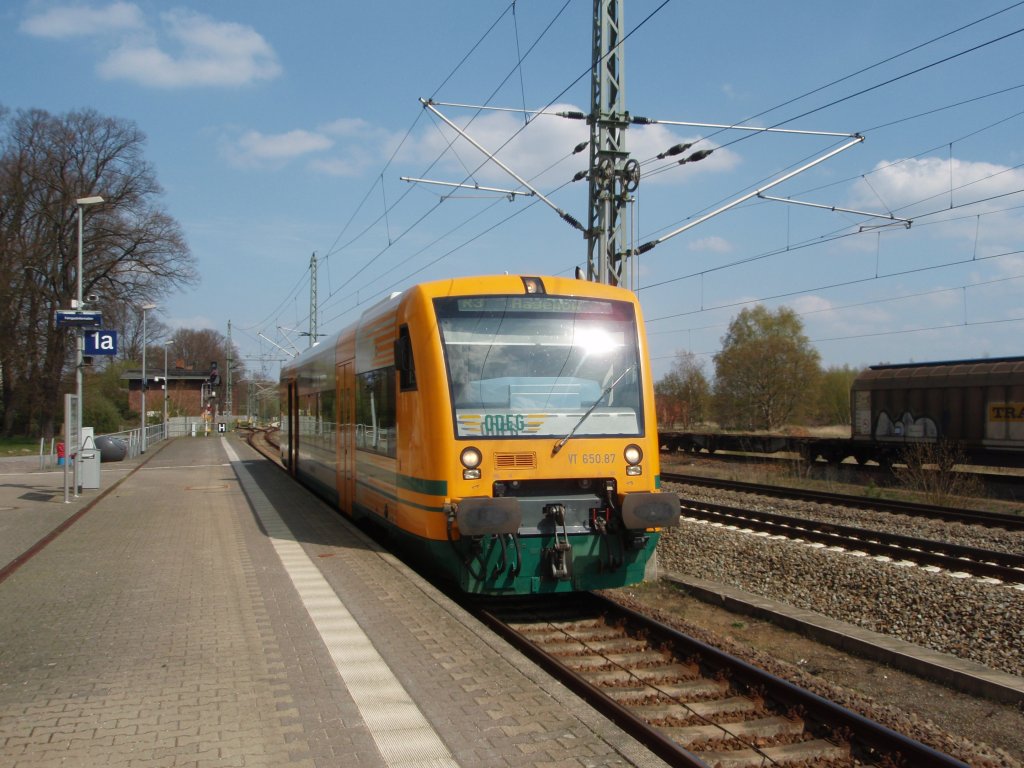 650.87 der Ostdeutschen Eisenbahn als R 3 Ludwigslust - Hagenow in Hagenow Land. 24.04.2010