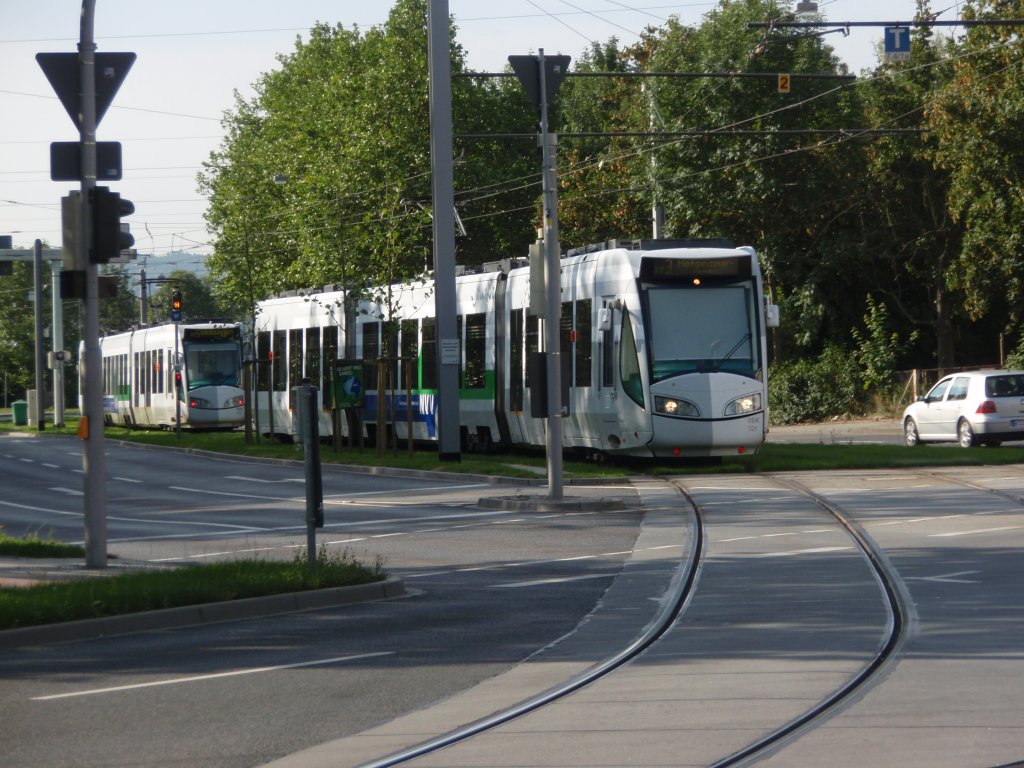 701 der Regionalbahn Kassel wartet auf ihren Einsatz als RT 3 nach Hofgeismar-Hmme im Abstellbereich bei Kassel-Auestadion. 01.08.2009