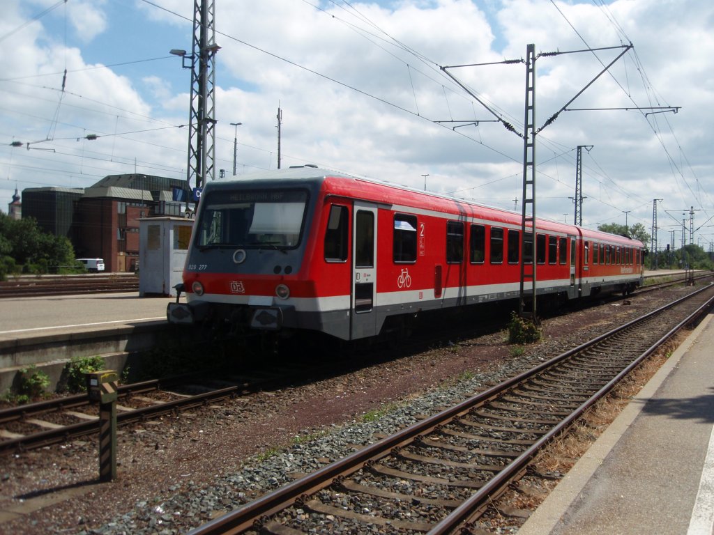 928 277 als RE nach Heilbronn Hbf in Crailsheim. 14.07.2011