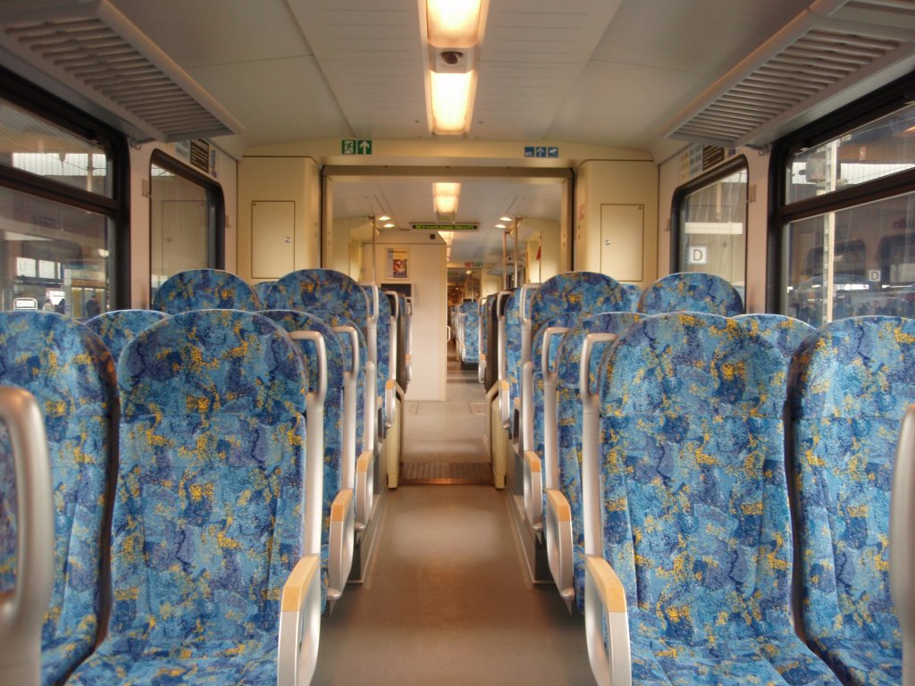 Der Innenraum eines ET 429 der eurobahn. 03.04.2010