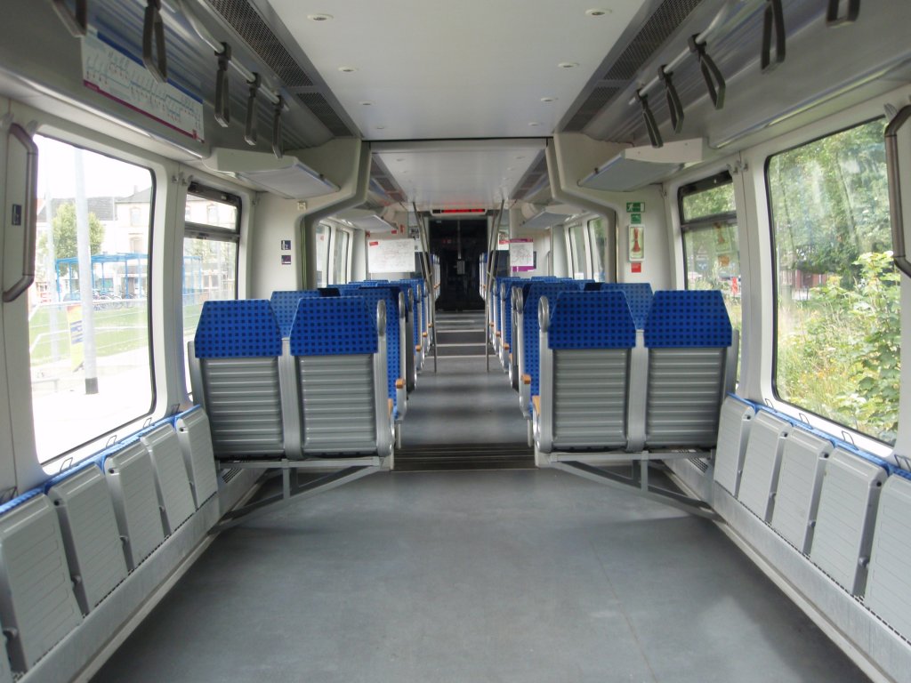 Der Innenraum eines VT 643.2. 22.06.2009