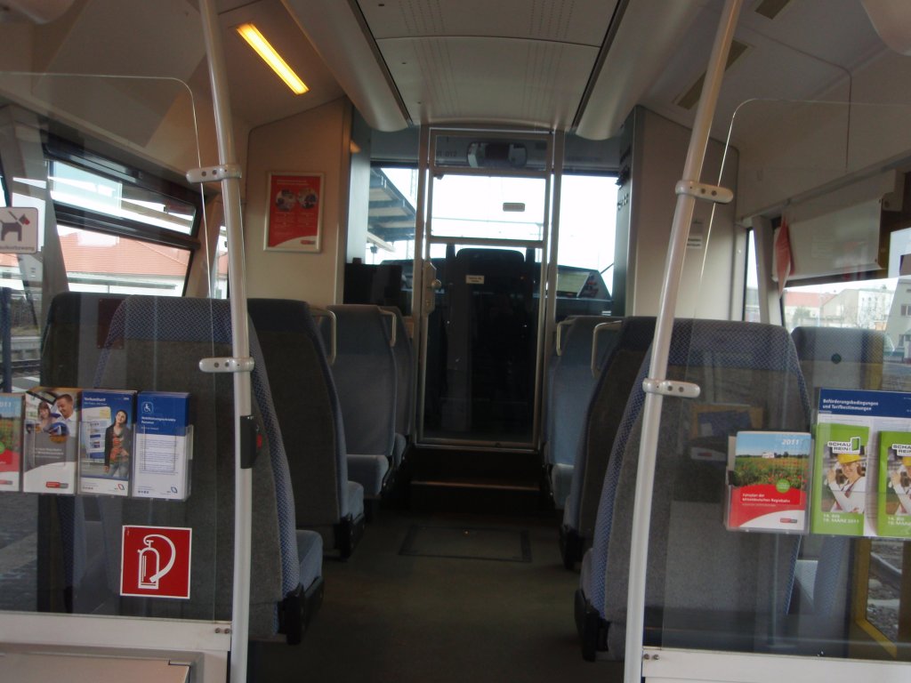 Der Innenraum eines VT 650 der Mitteldeutschen Regiobahn. 05.03.2011
