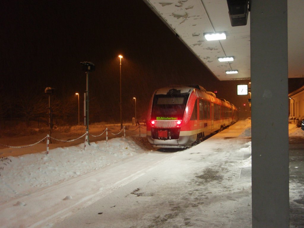 Drei VT 648 als RE 57 nach Winterberg (Westf.) in Bestwig. 30.01.2010