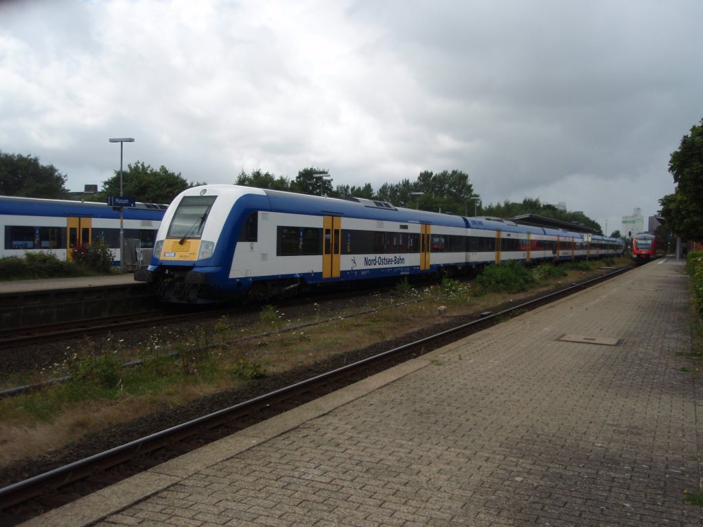 Ein Married-Pair Steuerwagen der Nord-Ostsee-Bahn als NOB Hamburg-Altona - Westerland in Husum. 07.08.2012
