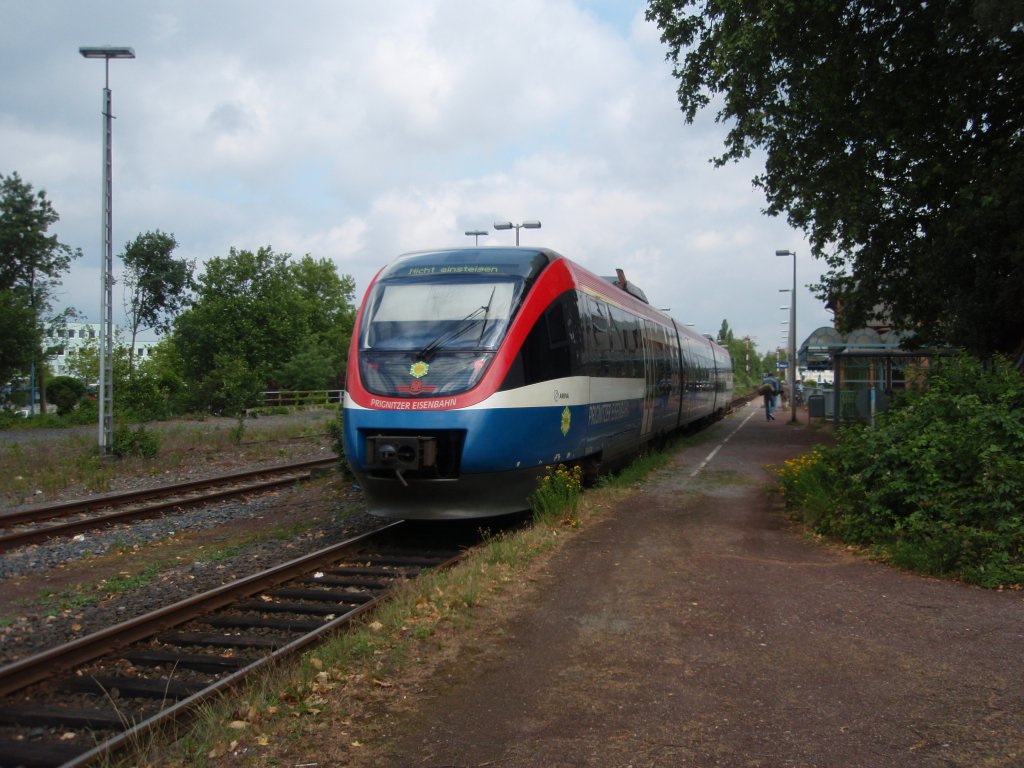 Ein VT 643 der Prignitzer Eisenbahn als RB 44 aus Oberhausen Hbf in Dorsten. 08.06.2009