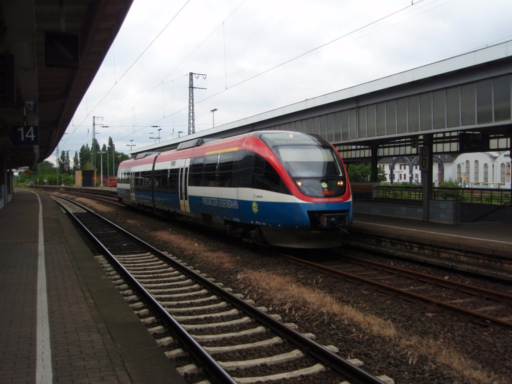 Ein VT 643.2 der Prignitzer Eisenbahn als RB 36 nach Duisburg-Ruhrort in Oberhausen Hbf. 08.06.2009