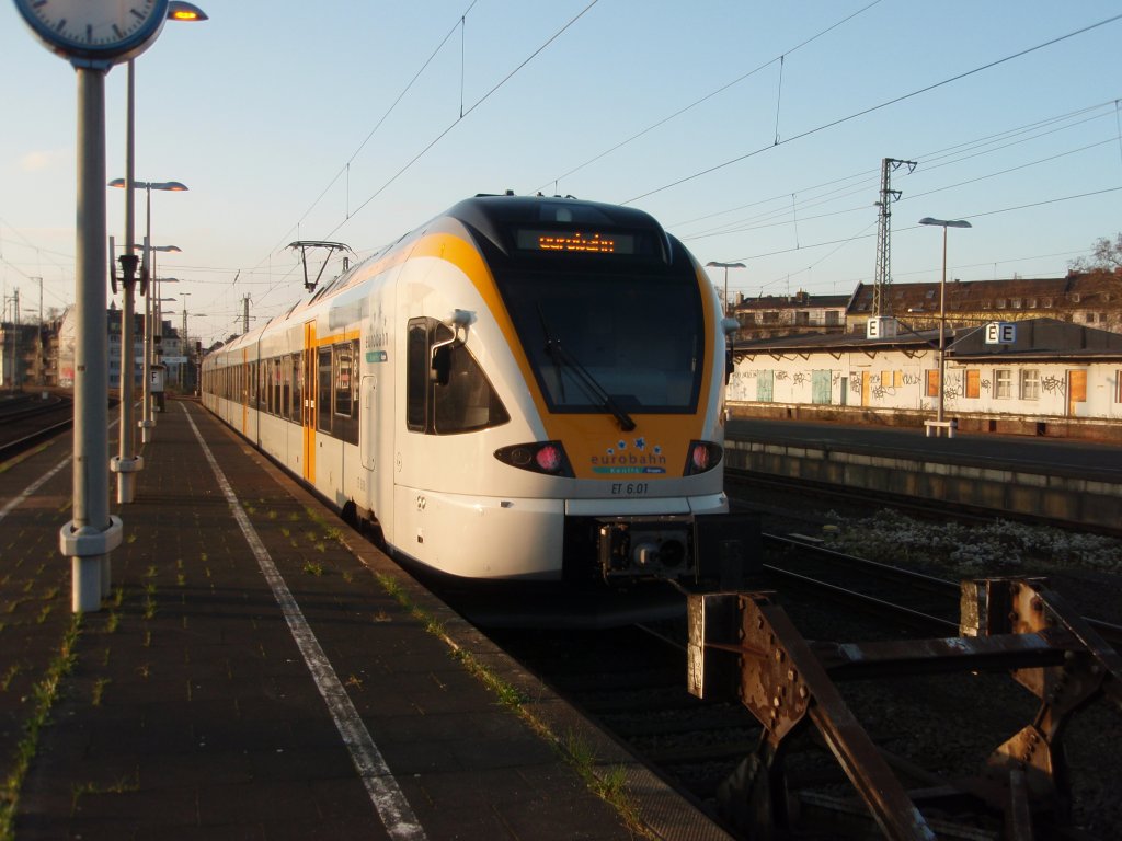 ET 6.01 der eurobahn abgestellt in Dsseldorf Hbf. 13.12.2009