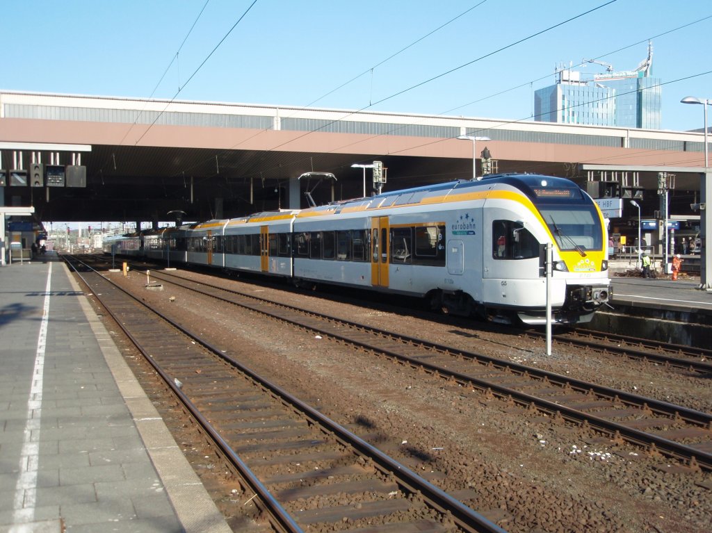 ET 7.03 der eurobahn als RE 3 aus Dortmund Hbf in Dsseldorf Hbf. 06.03.2010