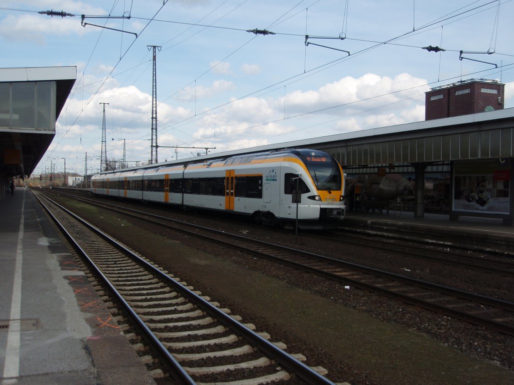 ET 7.05 der eurobahn als RE 3 Hamm (Westf.) - Dsseldorf Hbf in Oberhausen Hbf. 02.04.2010
