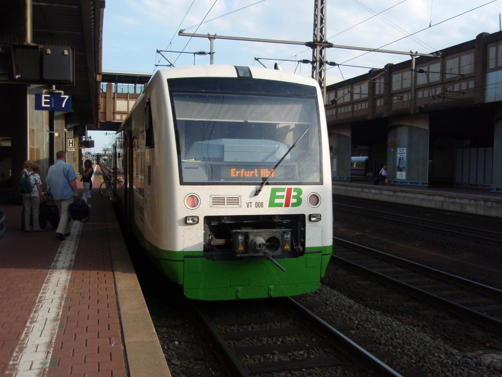 VT 008 der Erfurter Bahn als EB 1 aus Erfurt Hbf in Kassel-Wilhelmshhe. 05.06.2010