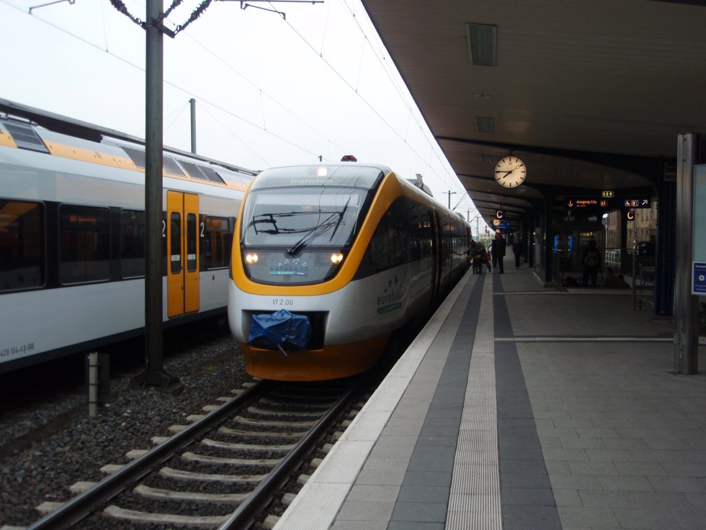 VT 2.06 der eurobahn als RB 71 nach Rahden in Bielefeld Hbf. 15.05.2010