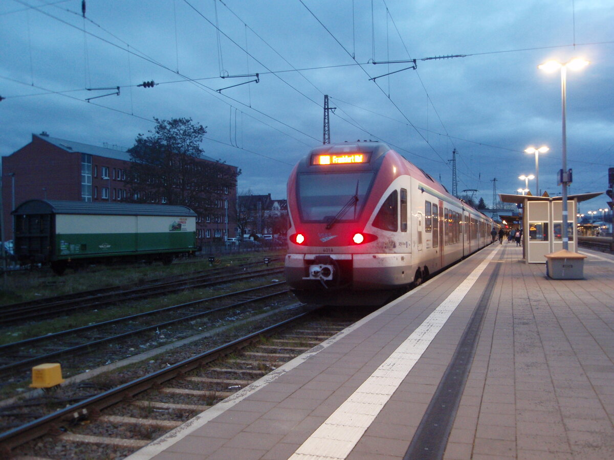 401A der VIAS als RB 10 aus Frankfurt (Main) Hbf in Neuwied. 02.03.2024