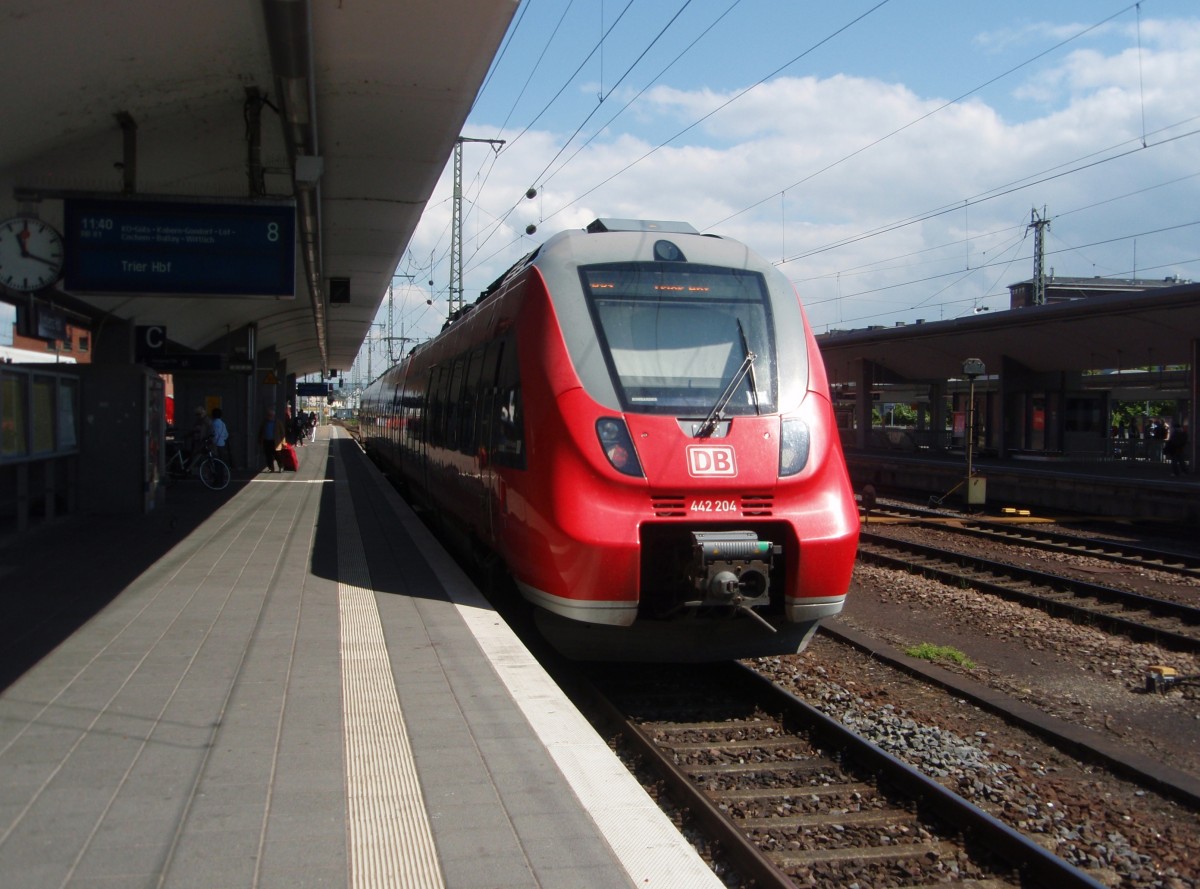 442 204 als RB 81 nach Trier Hbf in Koblenz Hbf. 31.05.2014