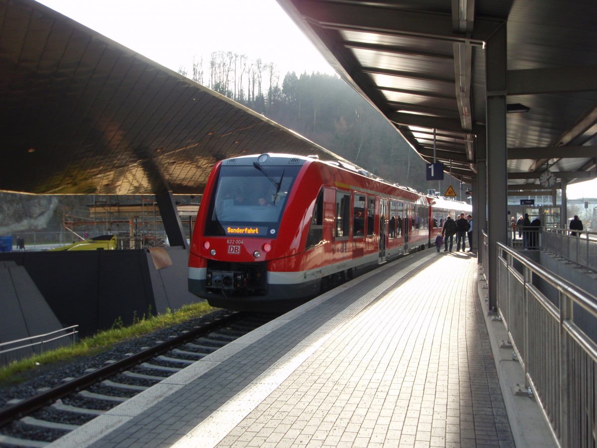 622 004 als Sonderzug nach Wiehl in Gummersbach. 07.12.2014