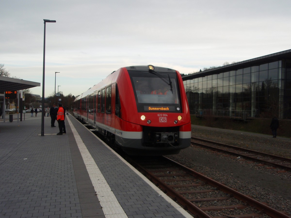 622 004 als Sonderzug nach Gummersbach in Wiehl. 07.12.2014