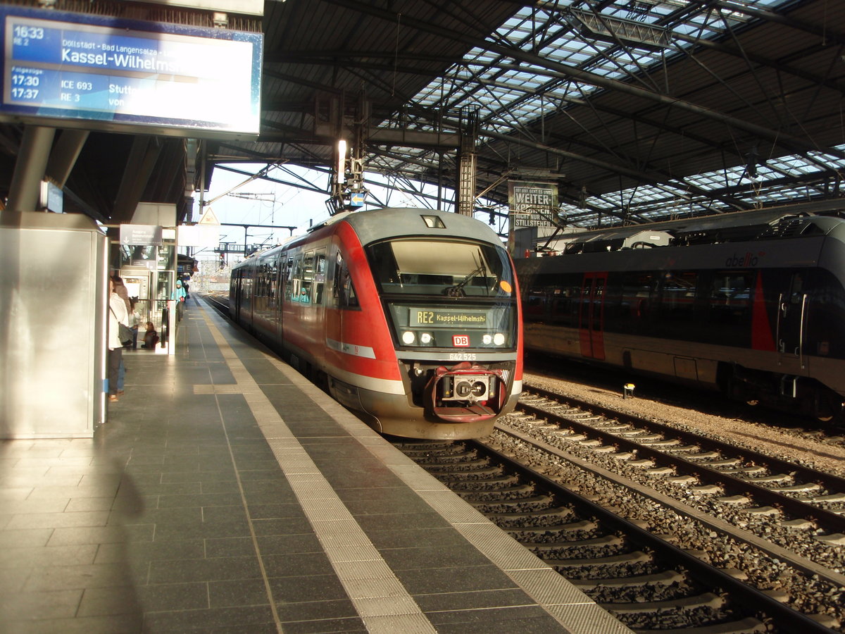642 525 als RE 2 nach Kassel-Wilhelmshhe in Erfurt Hbf. 23.02.2019