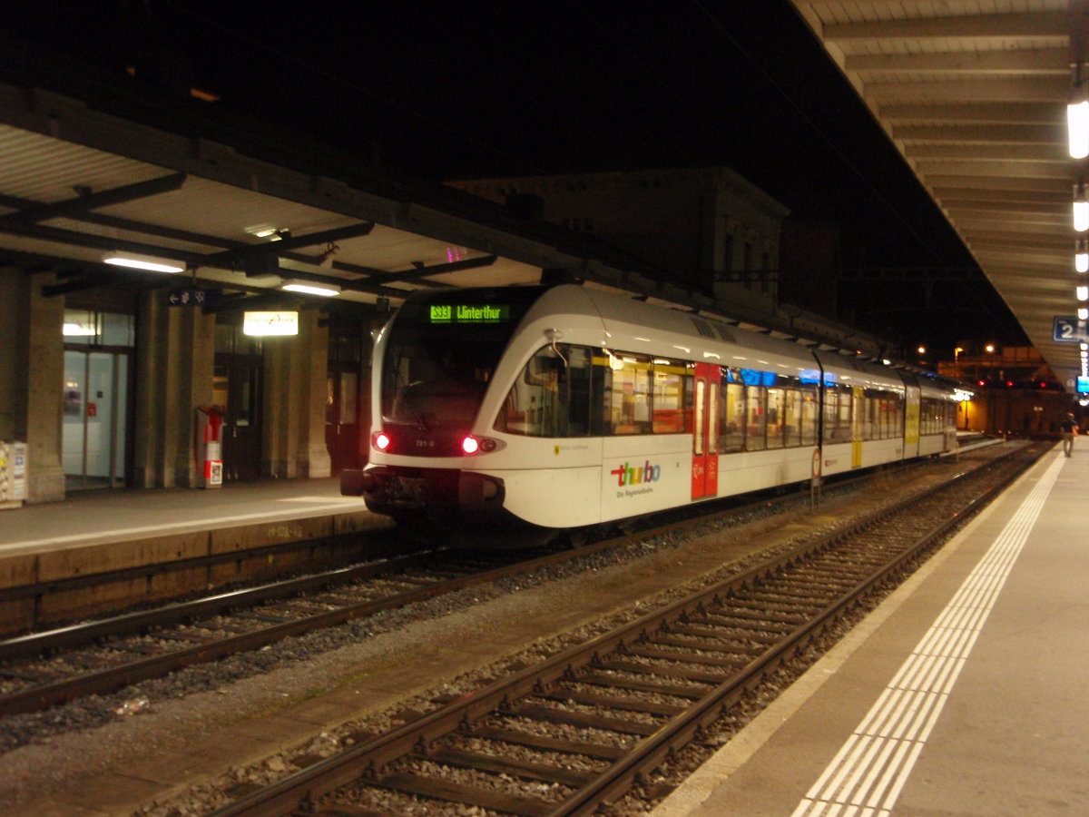 781-0 der Thurbo als S 33 nach Winterthur in Schaffhausen. 18.09.2017
