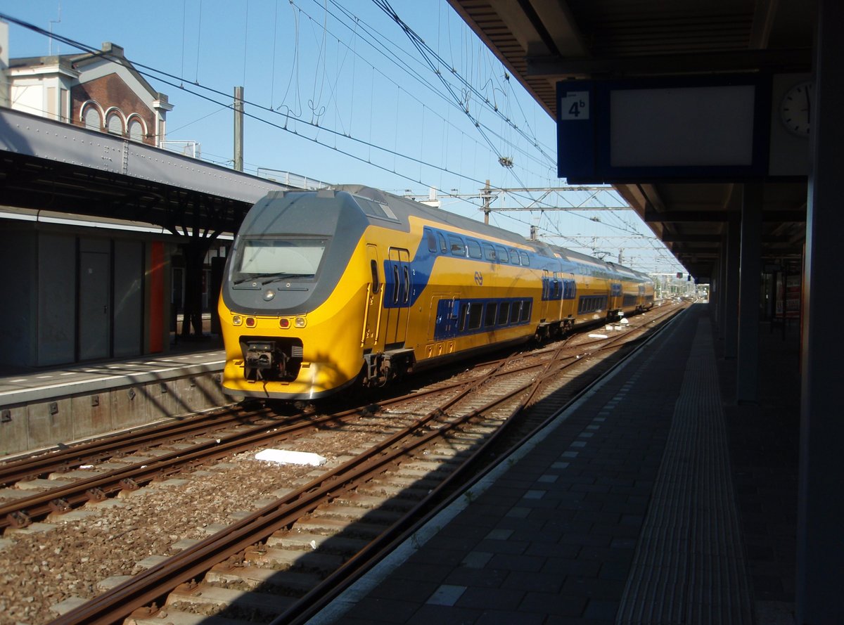 Ein DD-IRM als IC nach Den Haag Centraal in Dordrecht. 10.06.2017