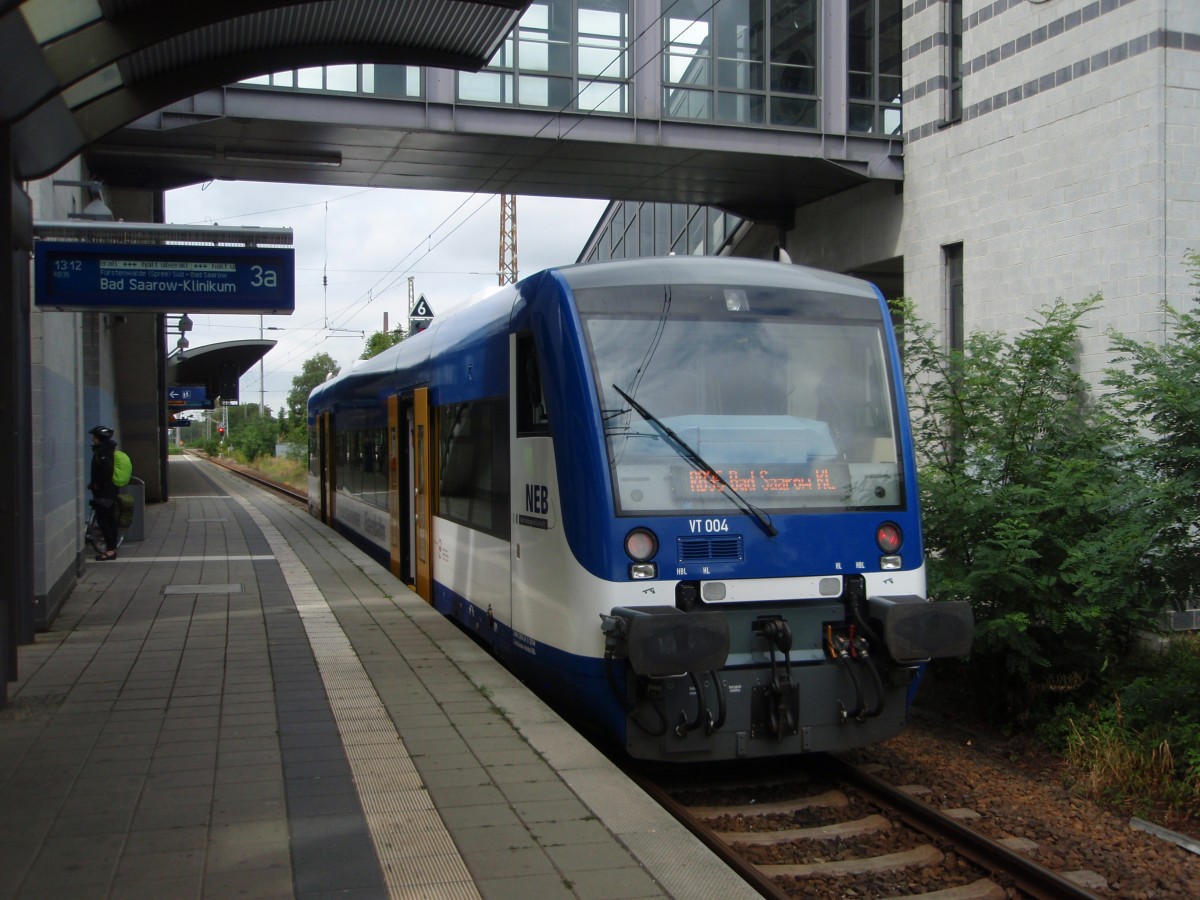 VT 004 der Niederbarnimer Eisenbahn als RB 35 aus Bad Saarow-Klinikum in Fürstenwalde (Spree). 28.08.2015