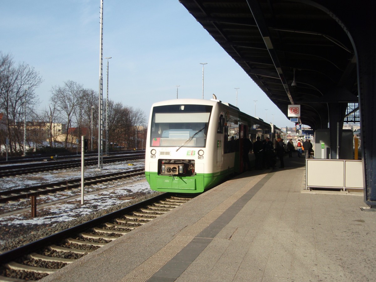 VT 320 der Erfurter Bahn als EB 22 Leipzig Hbf - Saalfeld (Saale) in Gera Hbf. 01.02.2014