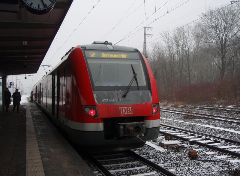422 034 als S 2 nach Dortmund Hbf in Recklinghausen Hbf. 02.01.2009 