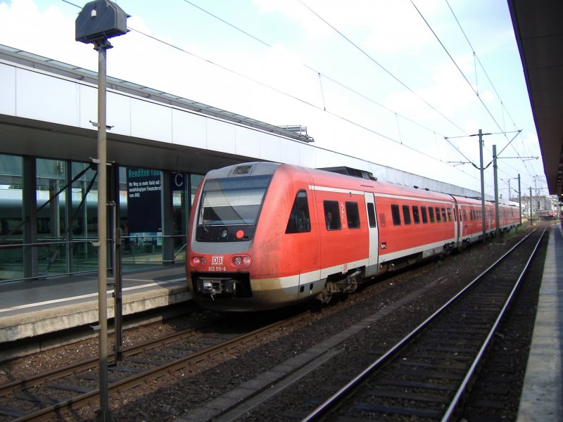 612 511 als RE nach Halle (Saale) Hbf in Hannover Hbf. 21.07.2006