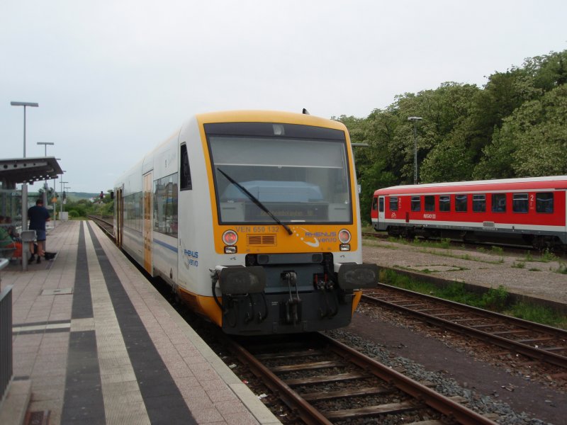 650 132 der Rhenus Veniro als RB 47 aus Kirchheimbolanden in Alzey. 21.05.2009