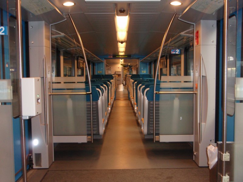 Der Innenraum eines ET 429 der Westfalenbahn. 10.12.2008