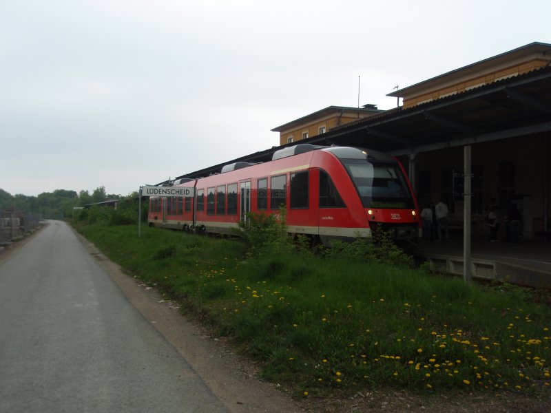 Ein VT 648 als RB 52 nach Dortmund Hbf in Ldenscheid. 03.05.2009