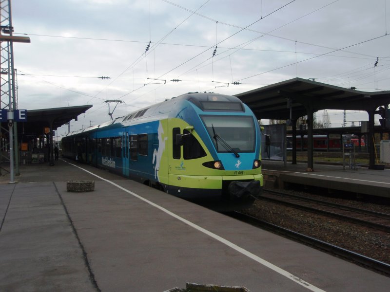 ET 006 der Westfalenbahn als RB 65 aus Mnster (Westf.) Hbf in Rheine. 26.10.2008