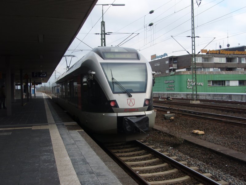 ET 22005-A der Abellio Rail NRW als RB 46 nach Bochum Hbf in Gelsenkirchen Hbf. 01.02.2009