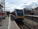 508 115 der Hessischen Landesbahn als RB aus Friedberg (Hess) in Friedrichsdorf.
