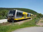 672 910 der Burgenlandbahn als BLB 92 aus Naumburg (Saale) Hbf in Wangen. 05.06.2010