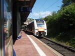 462 064 der Abellio Rail NRW als RE 11 aus Düsseldorf Hbf in Kassel Wilhelmshöhe. 14.08.2021