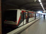 104-4 der Hamburger Hochbahn als U 1 aus Ohlstedt in Norderstedt Mitte. 30.03.2024