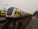 Ein Doppelstock Steuerwagen der metronom Eisenbahngesellschaft als ME aus Hamburg Hbf in Cuxhaven. 22.01.2011

