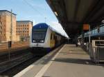 Ein Doppelstock Steuerwagen der metronom Eisenbahngesellschaft als ME nach Hamburg Hbf in Bremen Hbf.