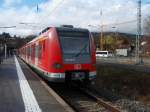 ET 423 423 430 als S 4 aus Langen (Hessen) in Kronberg (Taunus). 27.03.2010